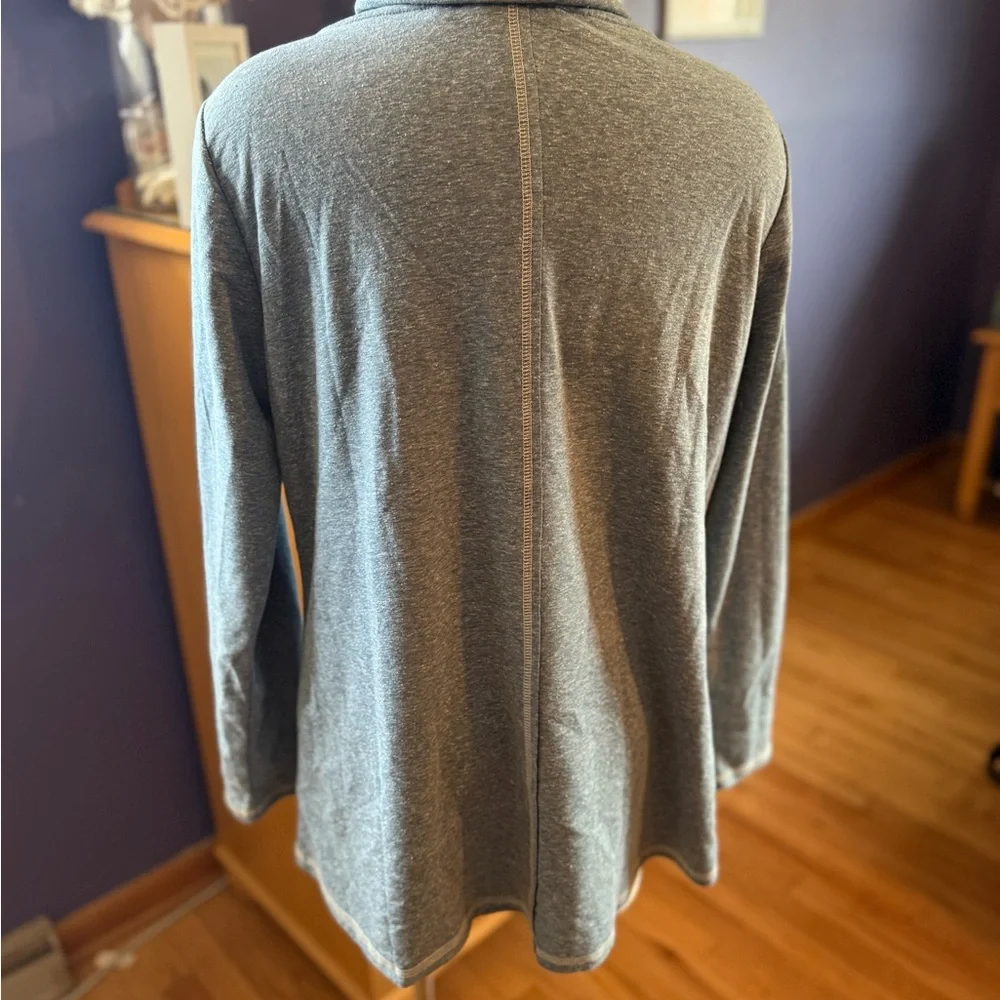 Soft surroundings, tunic crown neck with buttons, large blue, long sleeves - Picture 3 of 5